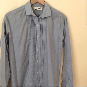D.V.F button down